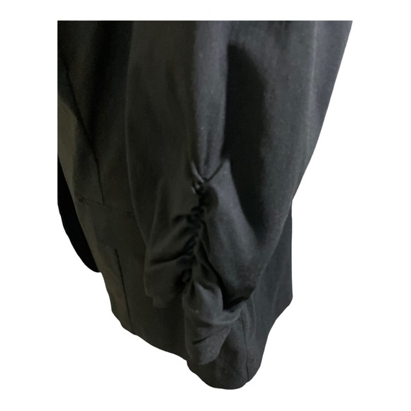 Torrid womens blazer black button front ruched sleeve. Size 2 plus size - Picture 3 of 10